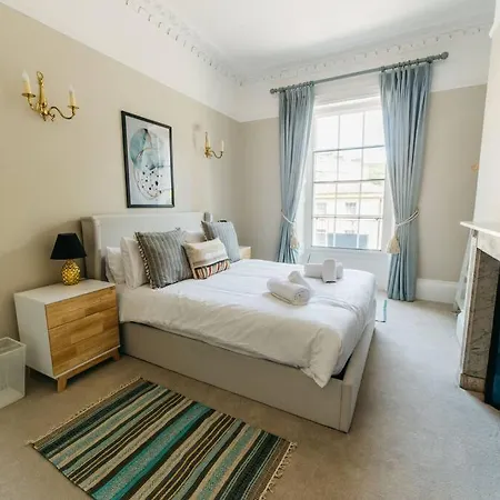 Luxury, Central, Sun-Filled 3 Bed Haven In Bath Exterior photo